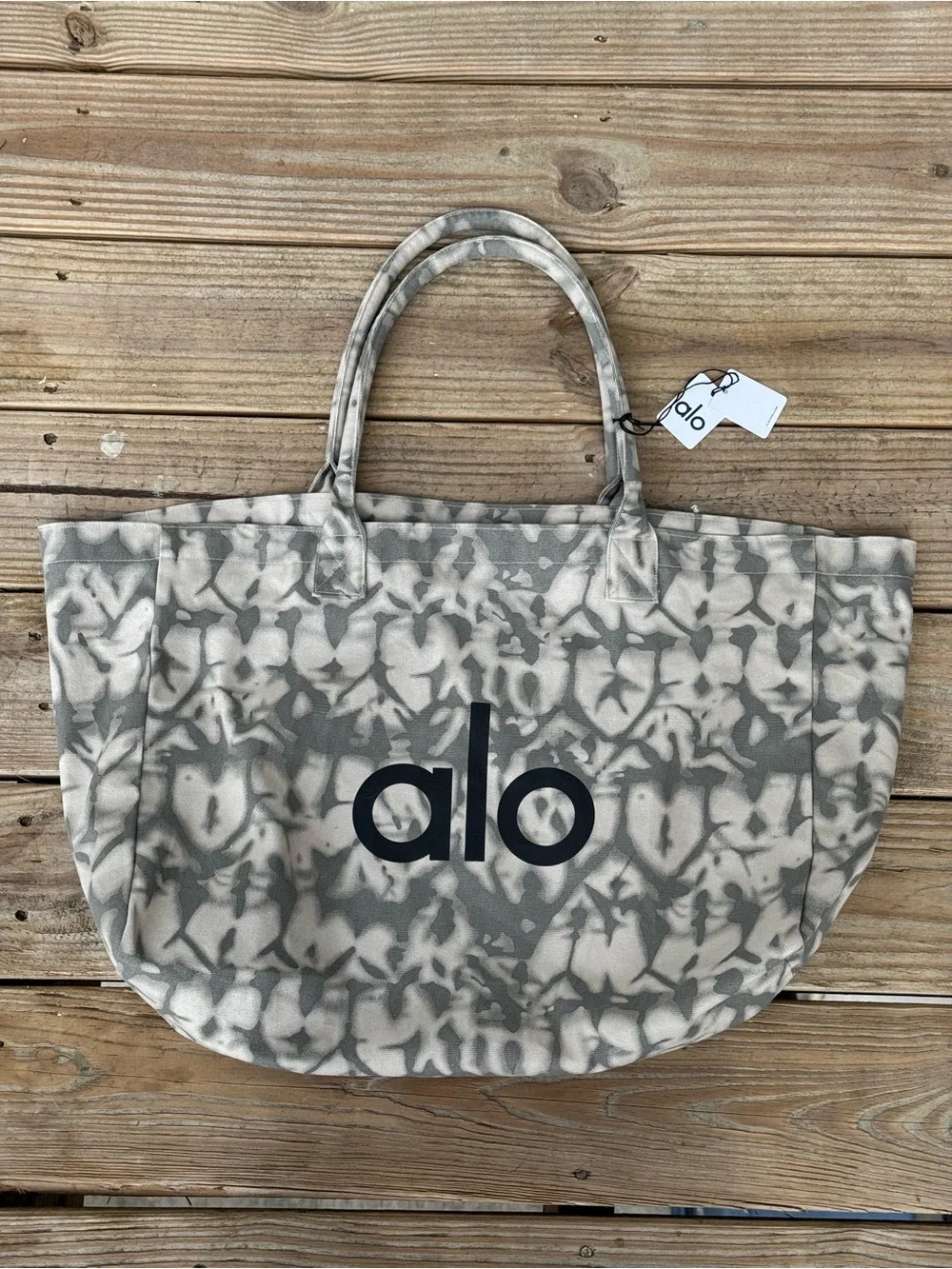 NWT Alo Yoga Grey Tie Dyed Shopper Tote